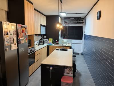 For Sale - 612 Clementi West Street 1