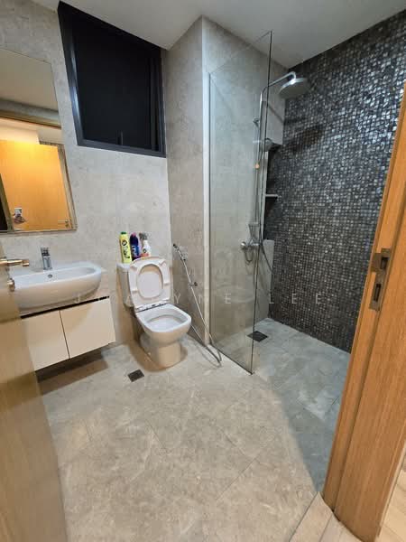 La Fiesta, 74 Sengkang Square, 3 Bedrooms, 840 sqft, Condominium For Rent, by Joalyne Lee, 500079104 - Bathroom - PropertyGuru.com.sg