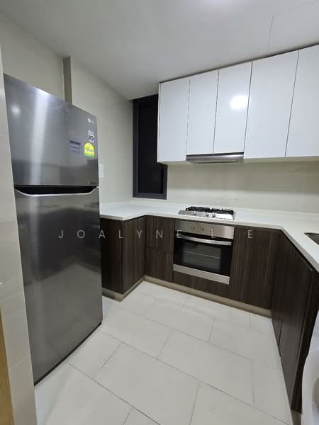 La Fiesta, 74 Sengkang Square, 3 Bedrooms, 840 sqft, Condominium For Rent, by Joalyne Lee, 500079104 - Kitchen - PropertyGuru.com.sg