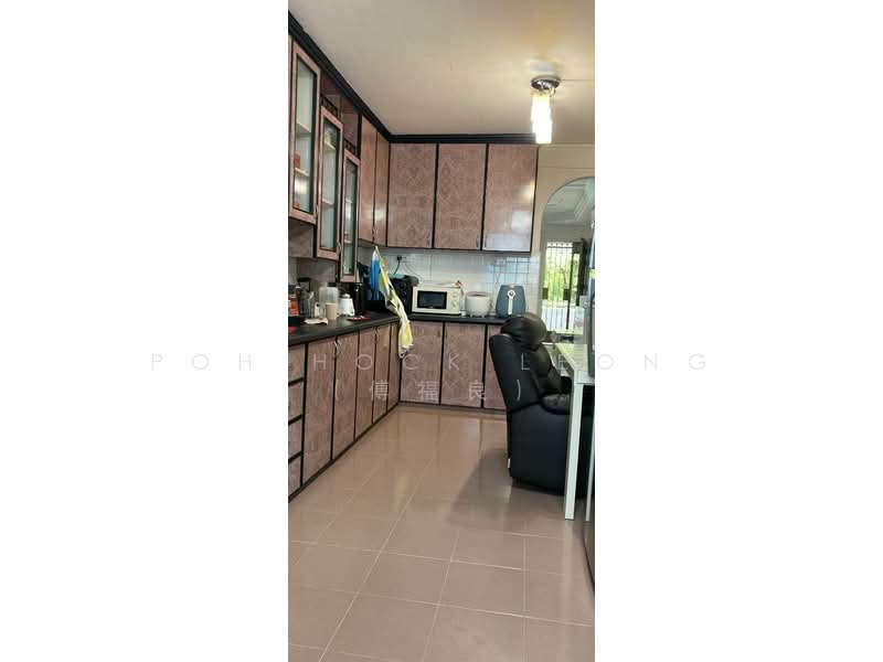 468 Ang Mo Kio Avenue 10, 468 Ang Mo Kio Avenue 10, Room Rental, 120 sqft, HDB Flat For Rent, by Poh Hock Leong (傅福良), 500079112 - Kitchen - PropertyGuru.com.sg