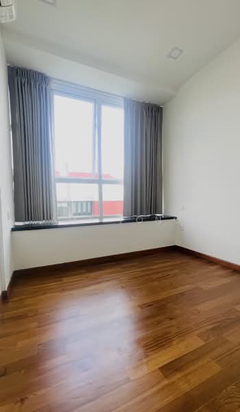 Coastarina, 510 East Coast Road, 3 Bedrooms, 1,012 sqft, Condominium For Rent, by Amy Fong, 500079113 - Common Bedroom w Wardrobe Provision - PropertyGuru.com.sg