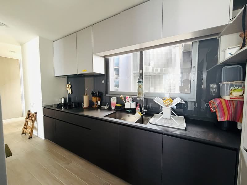 Amber Park Condominium For Sale at S$ 14,000,000 | PropertyGuru Singapore - Kitchen
