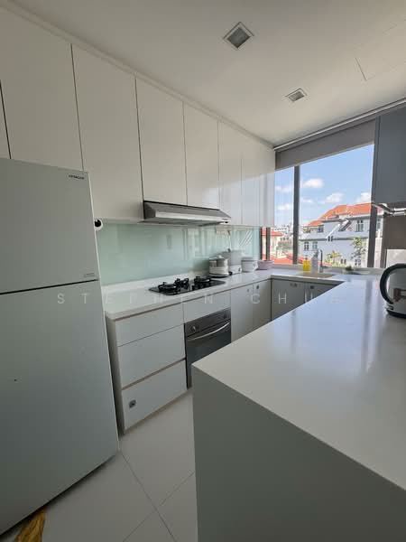 Mint Residences @ Jansen Apartment For Sale at S$ 990,000 | PropertyGuru Singapore - Kitchen