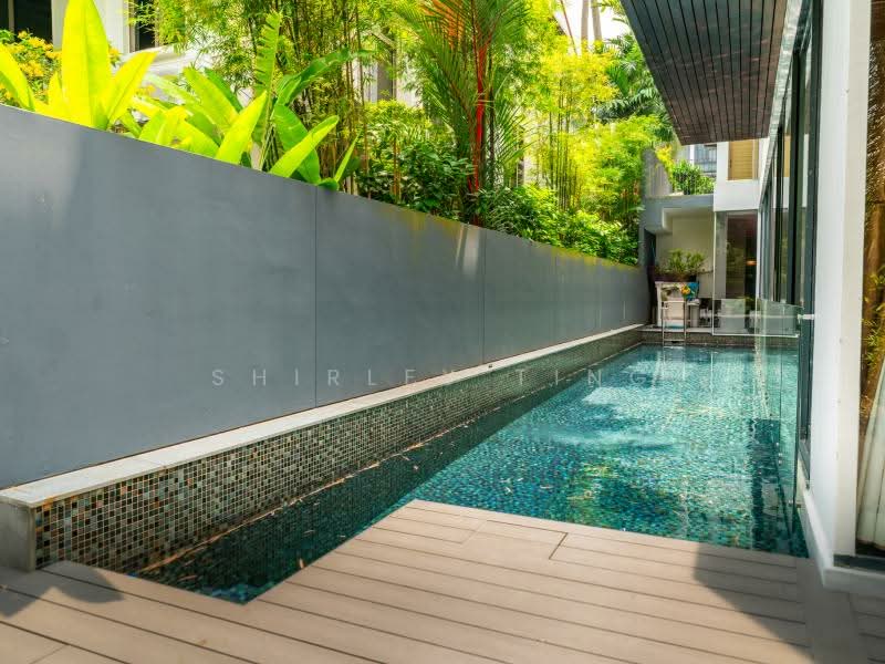 GOOD VALUE! NEW LIST! RENOVATED 2.5 STY WITH BASEMENT DETACHED @ 1KM NANYANG PRI /RAFFLES GIRLS! Detached House For Sale at S$ 14,950,000 | PropertyGuru Singapore - Exterior