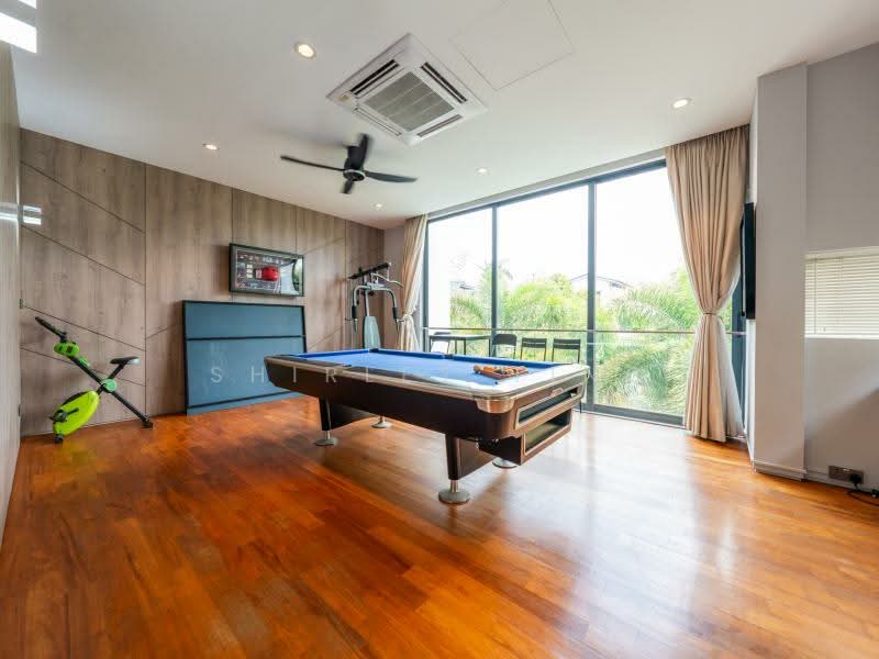 GOOD VALUE! NEW LIST! RENOVATED 2.5 STY WITH BASEMENT DETACHED @ 1KM NANYANG PRI /RAFFLES GIRLS! Detached House For Sale at S$ 14,950,000 | PropertyGuru Singapore - Gym