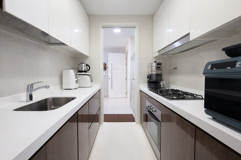 Riversound Residence Condominium For Sale at S$ 1,800,000 | PropertyGuru Singapore - Kitchen