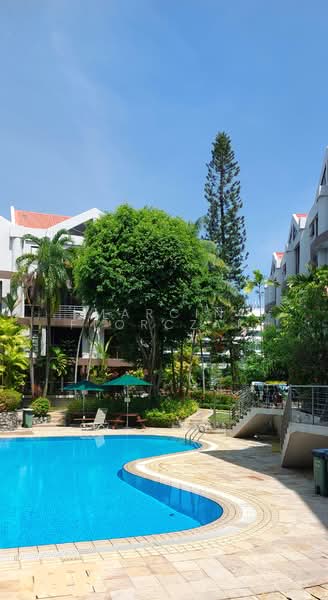 Tropicana Condominium, 2 Jalan Tiga Ratus, Room Rental, 150 sqft, Condominium For Rent, by Marcin Florczak, 500079143 - S. pool - PropertyGuru.com.sg