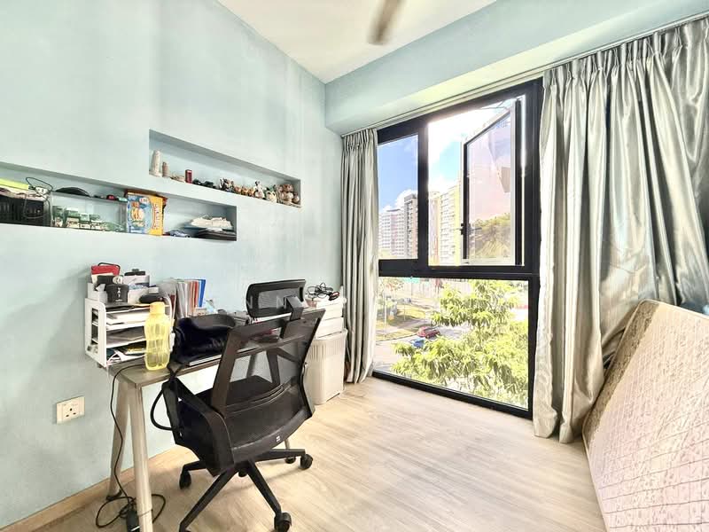 River Isles Condominium For Sale at S$ 2,200,000 | PropertyGuru Singapore - Study