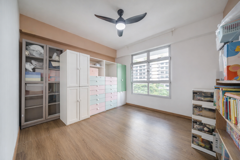 406B Northshore Drive HDB Flat For Sale at S$ 850,000 | PropertyGuru Singapore - Bedroom