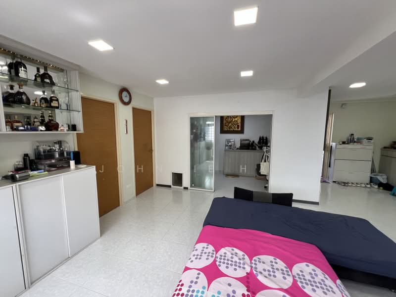 491D Tampines Street 45, 491D Tampines Street 45, 3 Bedrooms, 1,292 sqft, HDB Flat For Sale, by Johnnie Han, 500079149 - Living Room - PropertyGuru.com.sg