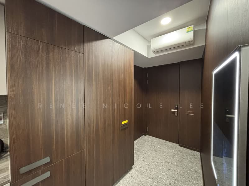 One Pearl Bank Condominium For Sale at S$ 1,075,000 | PropertyGuru Singapore - Entrance