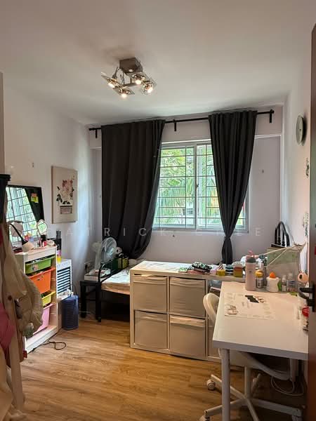 590A Ang Mo Kio Street 51 HDB Flat For Sale at S$ 898,000 | PropertyGuru Singapore - Bedroom