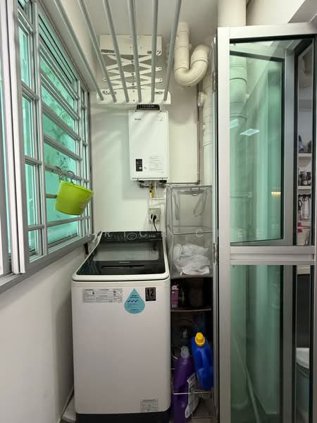 590A Ang Mo Kio Street 51 HDB Flat For Sale at S$ 898,000 | PropertyGuru Singapore - Interior