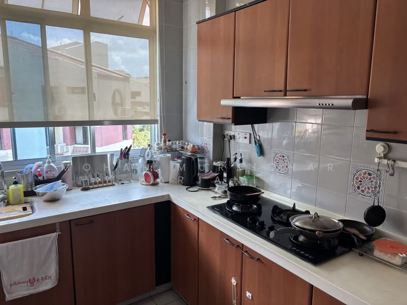 Crescendo Park, 6 Jalan Tua Kong, 3 Bedrooms, 1,475 sqft, Condominium For Sale, by Mohan Murlidhar Harjani, 500079166 - Kitchen - PropertyGuru.com.sg