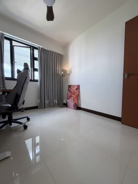 120B Edgedale Plains HDB Flat For Sale at S$ 655,000 | PropertyGuru Singapore - Study