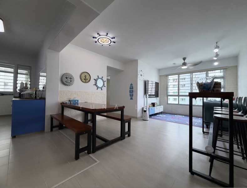 93A Telok Blangah Street 31 HDB Flat For Sale at S$ 1,020,000 | PropertyGuru Singapore - Living Room