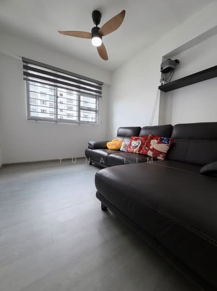 93A Telok Blangah Street 31 HDB Flat For Sale at S$ 1,020,000 | PropertyGuru Singapore - Living Room