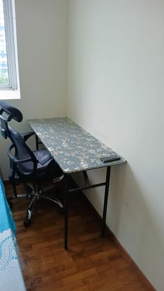 Simsville, 2 Geylang East Avenue 2, Room Rental, 120 sqft, Condominium For Rent, by Nick Lee, 500079205 - Study - PropertyGuru.com.sg