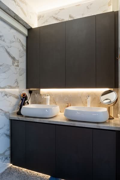 87 Redhill Close HDB Flat For Sale at S$ 1,488,888 | PropertyGuru Singapore - Bathroom