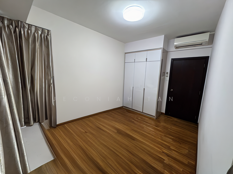 Grandeur 8 Condominium For Sale at S$ 2,380,000 | PropertyGuru Singapore - Bedroom