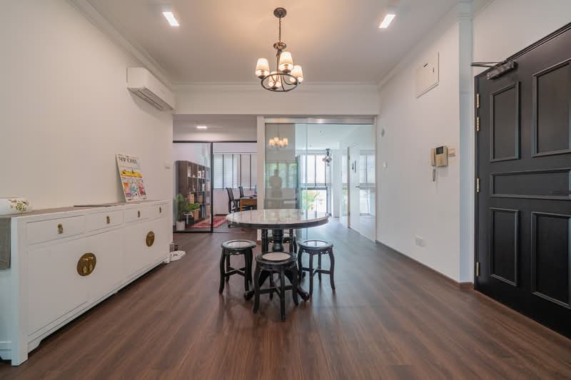 Mendon Spring Condominium For Sale at S$ 1,590,000 | PropertyGuru Singapore - Dining Room