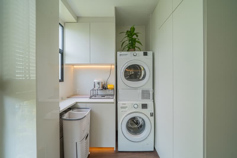 Mendon Spring Condominium For Sale at S$ 1,590,000 | PropertyGuru Singapore