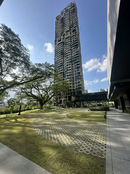 Irwell Hill Residences Condominium For Sale at S$ 1,688,888 | PropertyGuru Singapore - Exterior
