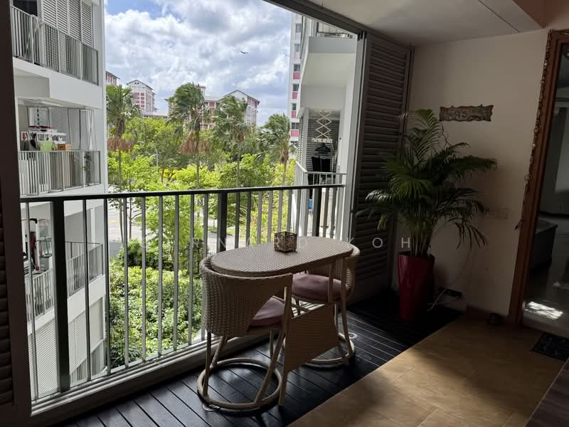 Clover By The Park Condominium For Sale at S$ 3,150,000 | PropertyGuru Singapore - Balcony