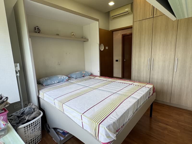 Clover By The Park Condominium For Sale at S$ 3,150,000 | PropertyGuru Singapore - common bedroom