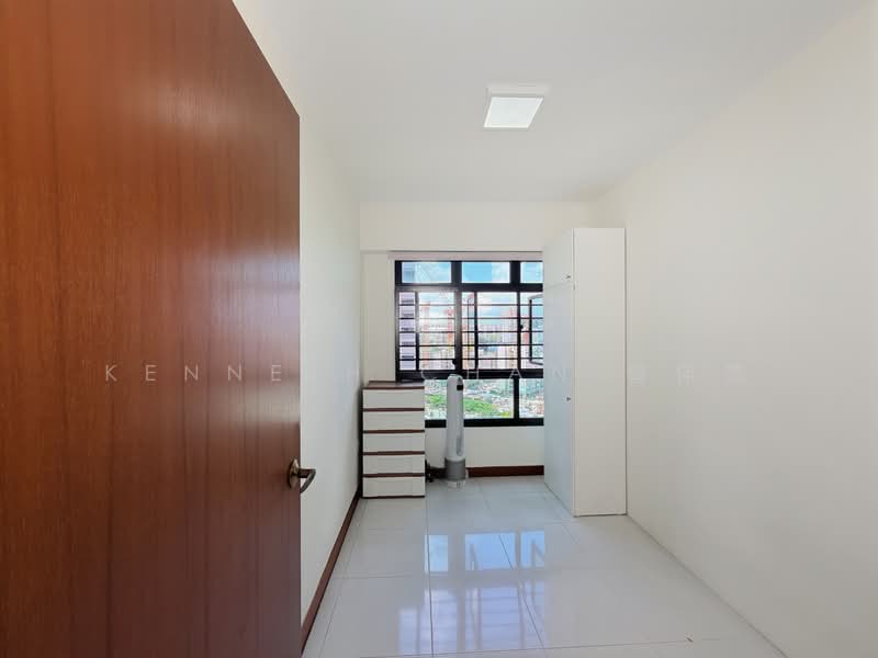 635B Senja Road HDB Flat For Sale at S$ 799,999 | PropertyGuru Singapore - 4th Bedroom 