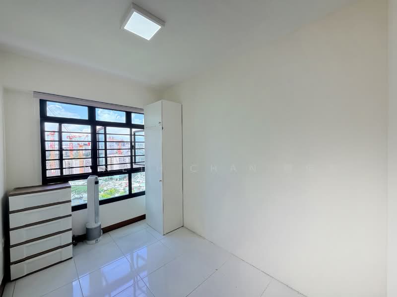 635B Senja Road HDB Flat For Sale at S$ 799,999 | PropertyGuru Singapore - 4th Bedroom