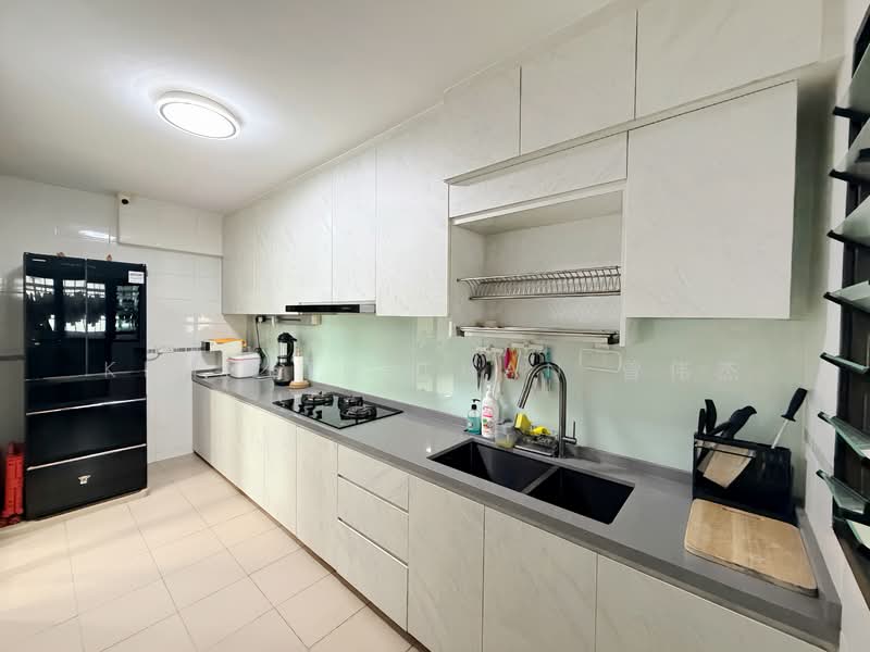 635B Senja Road HDB Flat For Sale at S$ 799,999 | PropertyGuru Singapore - Kitchen