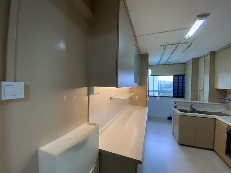 270 Tampines Street 21, 270 Tampines Street 21, 3 Bedrooms, 1,249 sqft, HDB Flat For Rent, by Kenny Yeap, 500079267 - Kitchen - PropertyGuru.com.sg