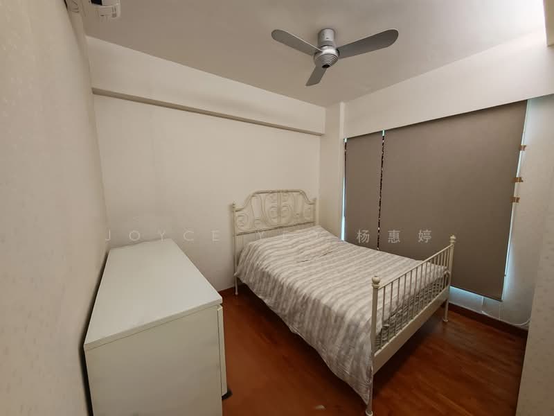 Whitewater, 23 Pasir Ris Street 72, 3 Bedrooms, 1,130 sqft, Executive Condominium For Rent, by Joyce Yeo 杨惠婷, 500079301 - Bedroom - PropertyGuru.com.sg