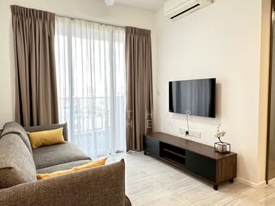 For Rent - Parc Esta