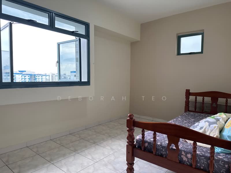 452 Choa Chu Kang Avenue 4 HDB Flat For Sale at S$ 710,000 | PropertyGuru Singapore - Bedroom
