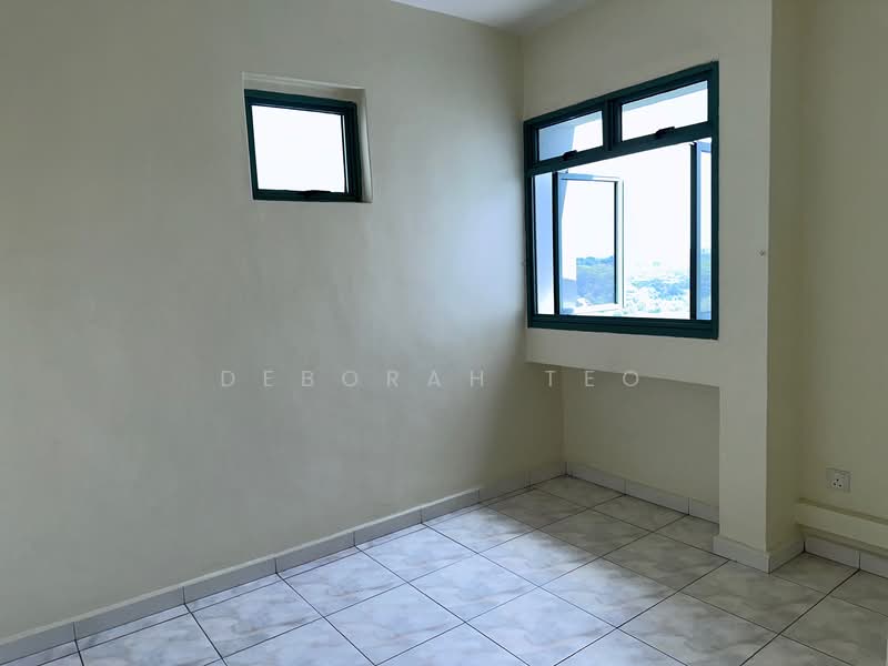 452 Choa Chu Kang Avenue 4, 452 Choa Chu Kang Avenue 4, 4 Bedrooms, 1,323 sqft, HDB Flat For Sale, by Deborah Teo, 500079341 - Bedroom 4 / Study Room - PropertyGuru.com.sg