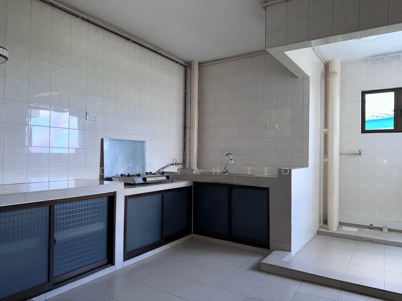 452 Choa Chu Kang Avenue 4, 452 Choa Chu Kang Avenue 4, 4 Bedrooms, 1,323 sqft, HDB Flat For Sale, by Deborah Teo, 500079341 - Kitchen - PropertyGuru.com.sg
