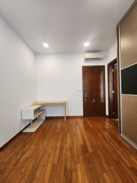 For Rent - Eleven @ Holland