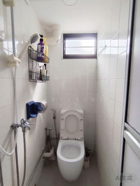 47 Bendemeer Road HDB Flat For Sale at S$ 468,000 | PropertyGuru Singapore - Bathroom