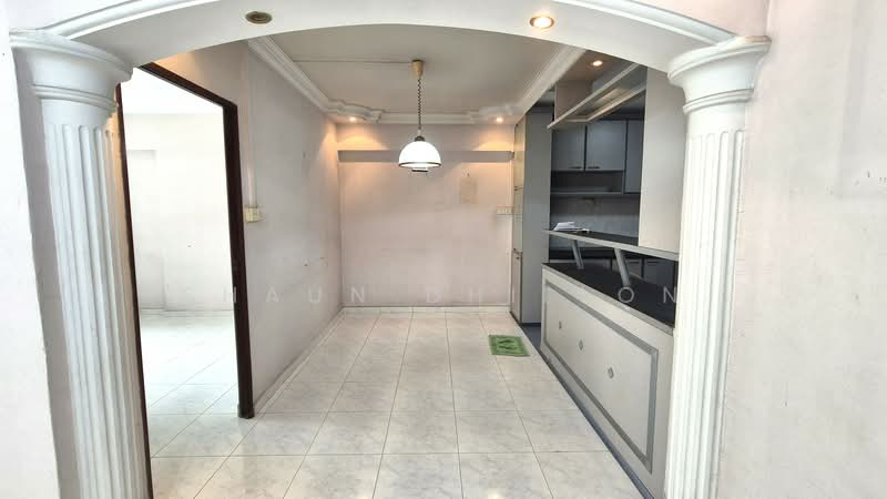 For Sale - 451 Hougang Avenue 10