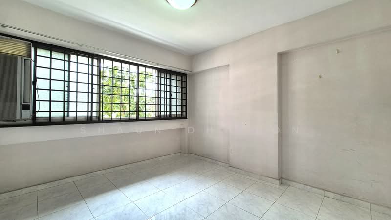 451 Hougang Avenue 10 HDB Flat For Sale at S$ 550,000 | PropertyGuru Singapore - Common Room 2