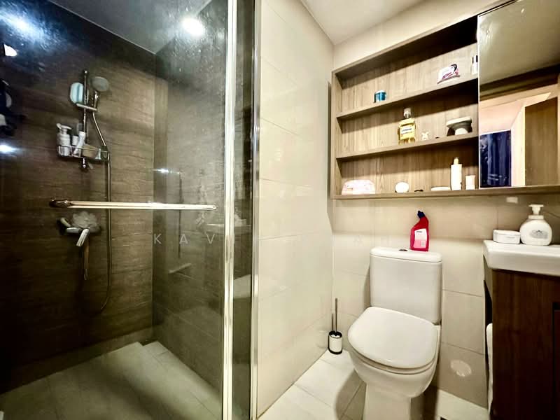 Sol Acres Executive Condominium For Sale at S$ 1,150,000 | PropertyGuru Singapore - Bathroom