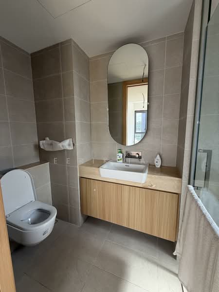 Hill House, 10A-11 Institution Hill, 10B, 2 Bedrooms, 642 sqft, Condominium For Rent, by Eerik Tan, 500079395 - Bathroom - PropertyGuru.com.sg