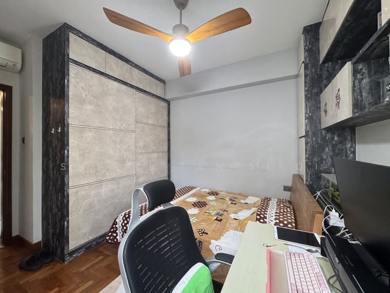 Regentville Condominium For Sale at S$ 1,499,999 | PropertyGuru Singapore - Bedroom
