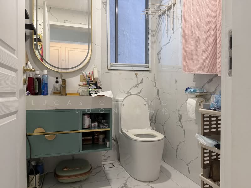 Canberra Residences Condominium For Sale at S$ 820,000 | PropertyGuru Singapore - Bathroom