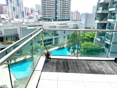 For Sale - Concourse Skyline