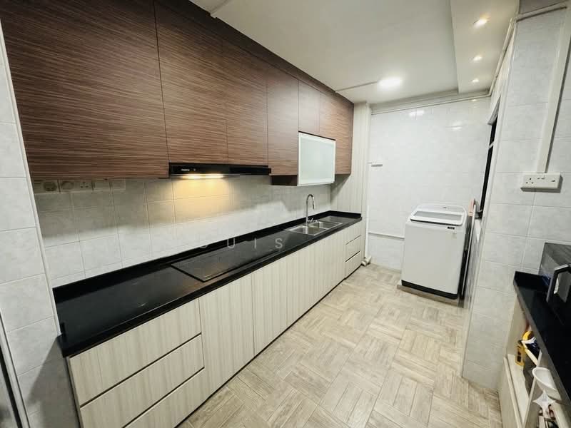 576 Woodlands Drive 16 HDB Flat For Sale at S$ 670,000 | PropertyGuru Singapore - Kitchen