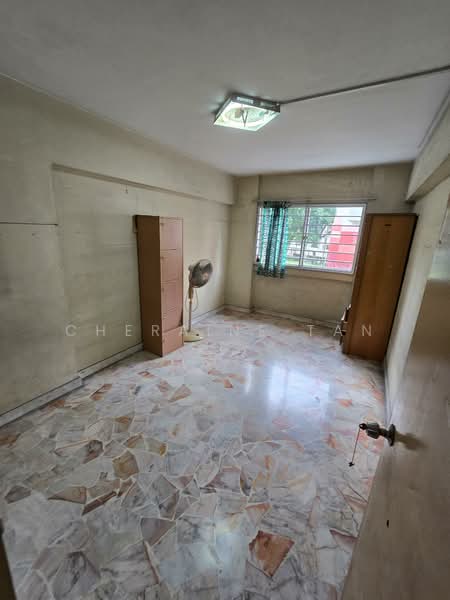 8 Jalan Rumah Tinggi HDB Flat For Sale at S$ 580,000 | PropertyGuru Singapore - 2nd room 