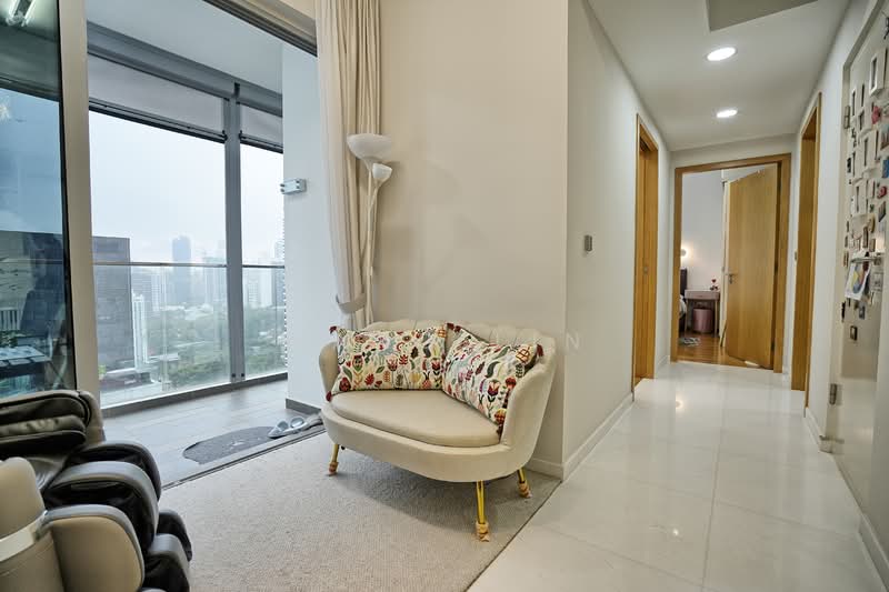 26 Newton, 26 Newton Road Singapore, 2 Bedrooms, 775 sqft, Condominium For Rent, by Wang Lin, 500079449 - Hallway - PropertyGuru.com.sg